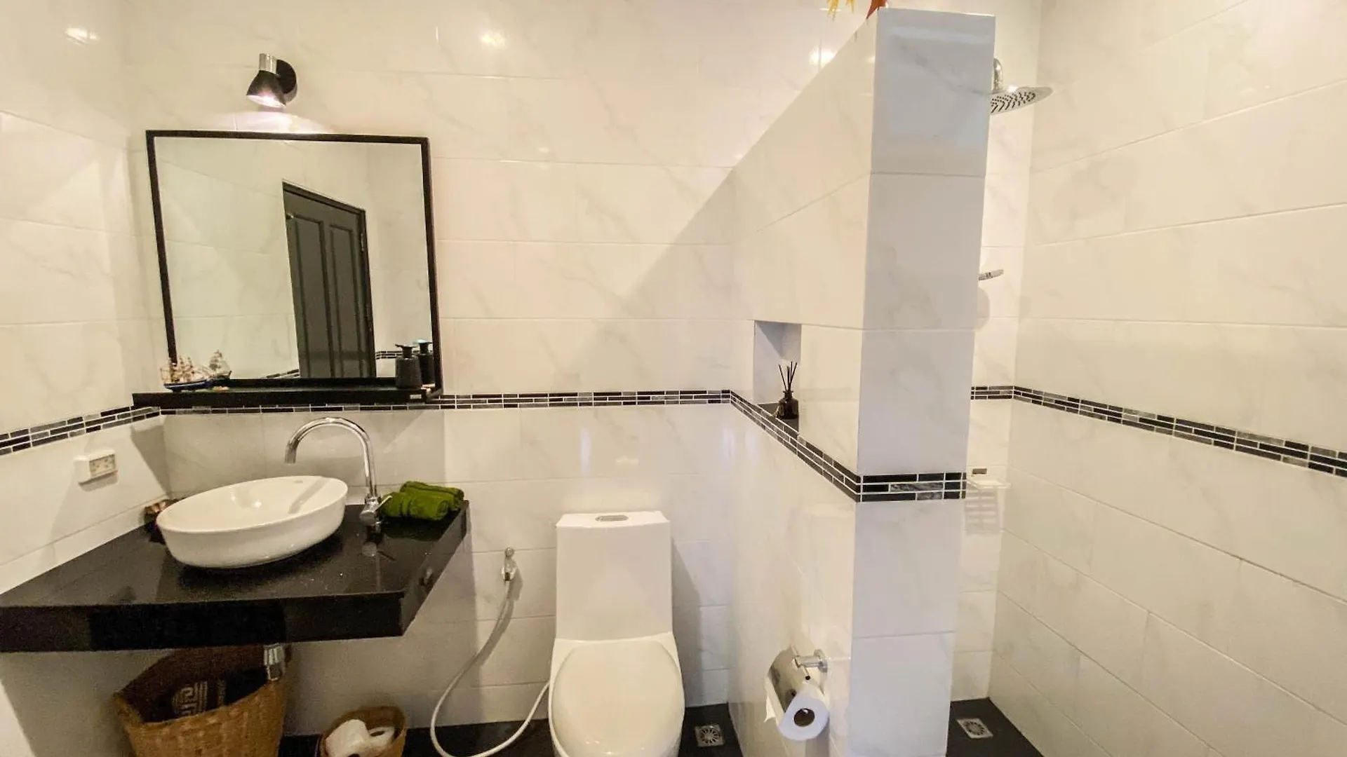 Lanta Sunshine Residence Apt 3 Two Bed Apartment With Ac And Work Space Ko Lanta